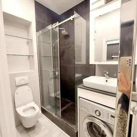 сучасний стиль і комфорт в центрі львова Leopoli