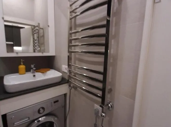 сучасний стиль і комфорт в центрі львова, Smart-tv Apartamento